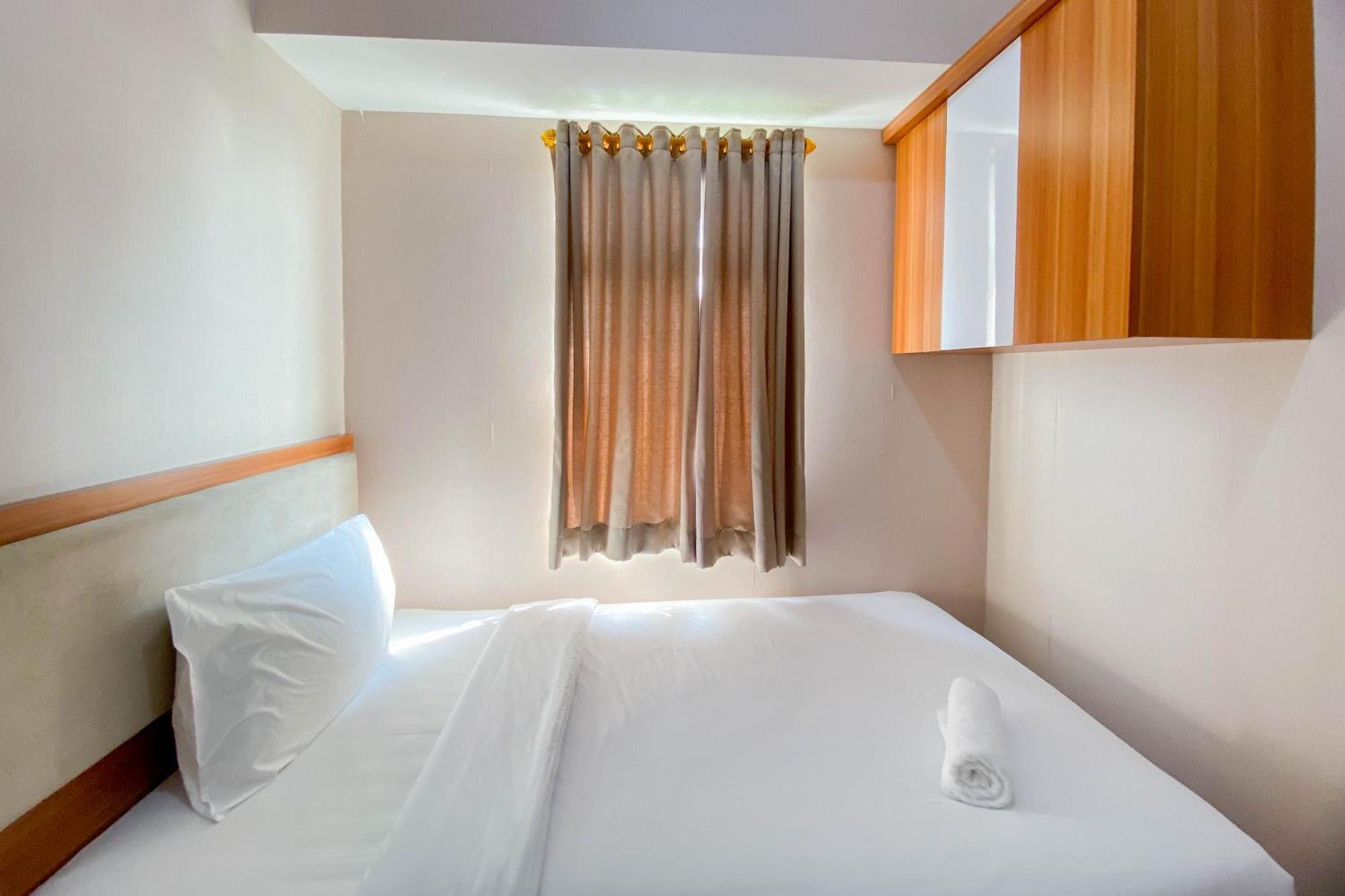 Apartemen Restful And Tidy 2br Springlake Summarecon By Travelio