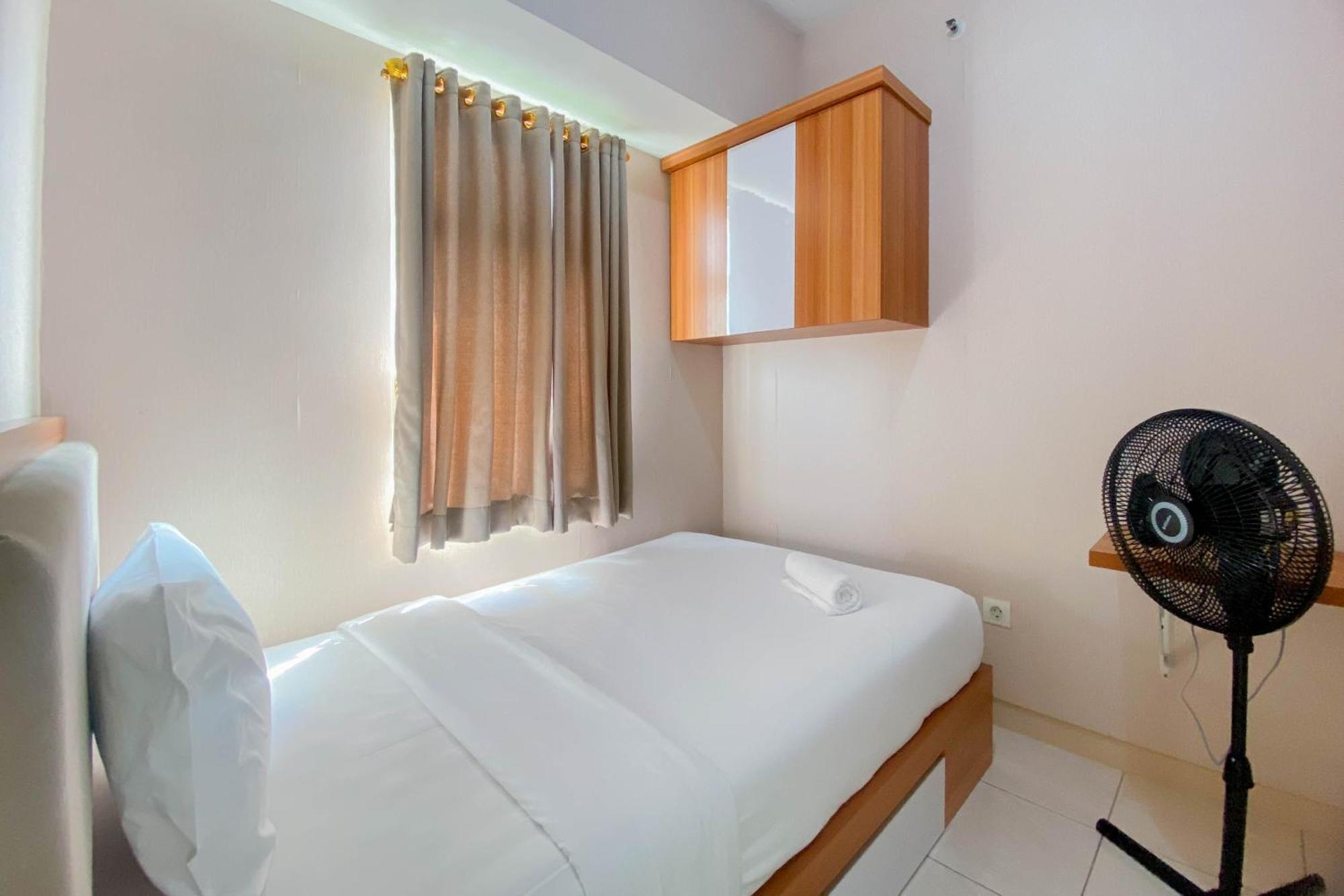 Restful And Tidy 2br Springlake Summarecon By Travelio Bekasi