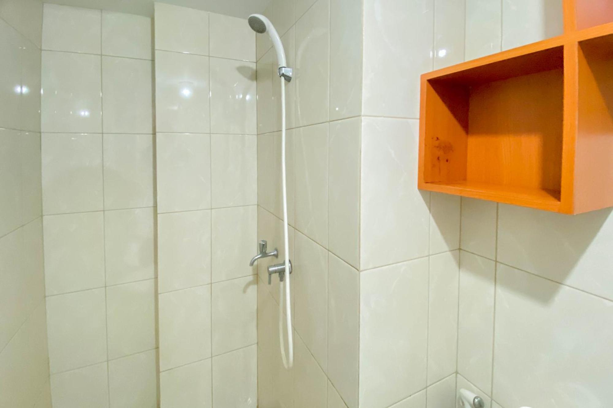 Restful And Tidy 2br Springlake Summarecon By Travelio *