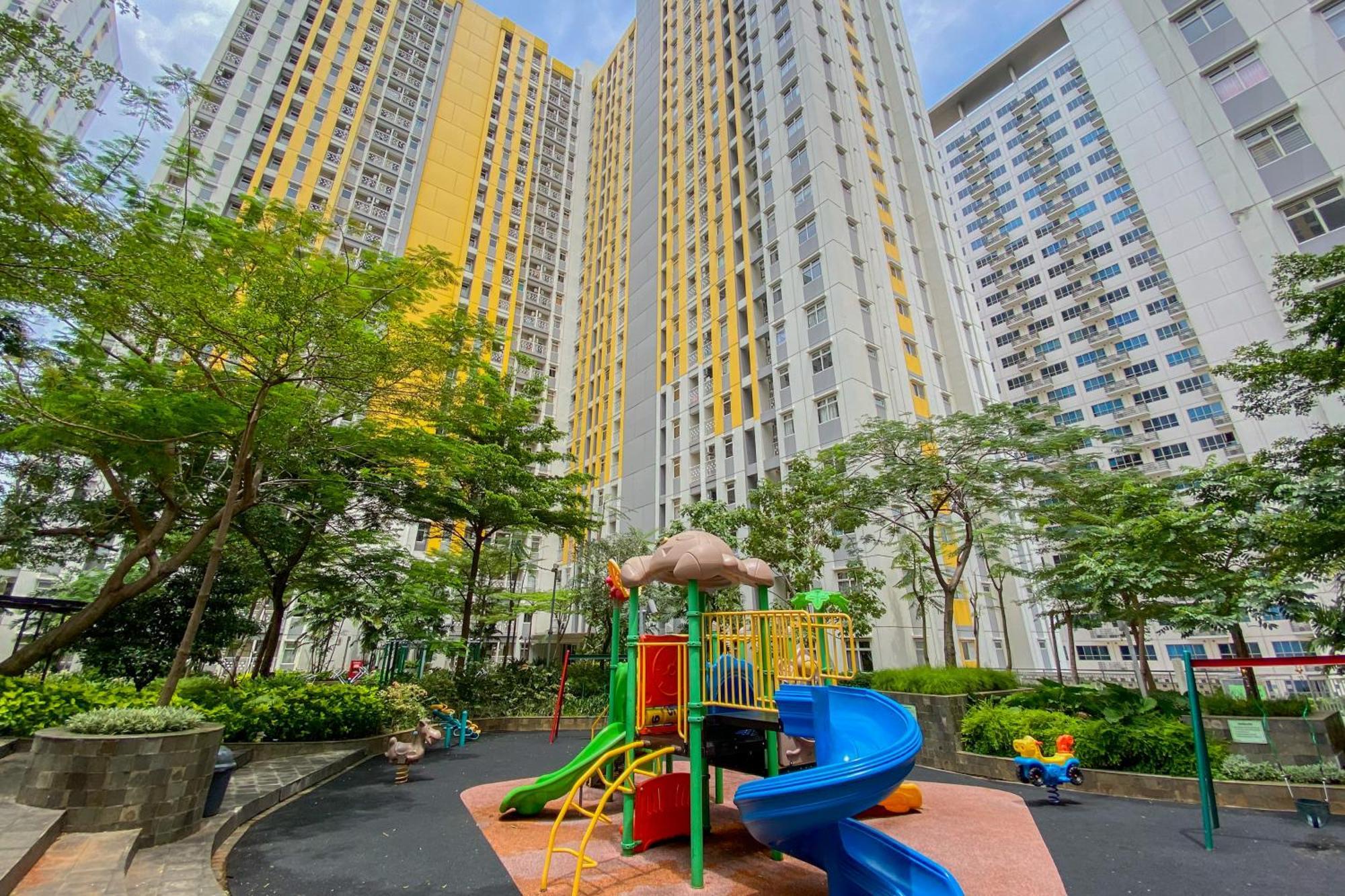 Restful And Tidy 2br Springlake Summarecon By Travelio * Bekasi